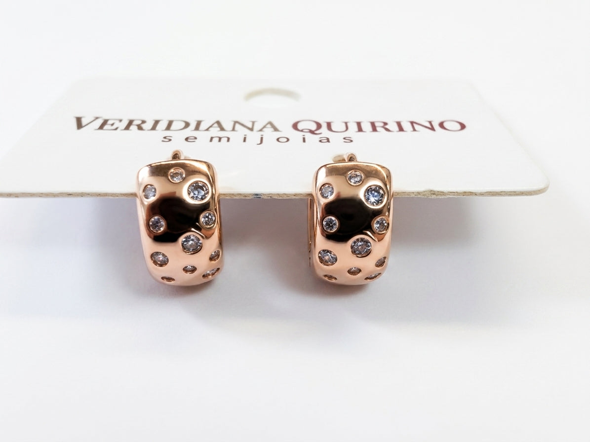 Brinco de Argola com Zircônias em Banho de Ouro 18k Veri