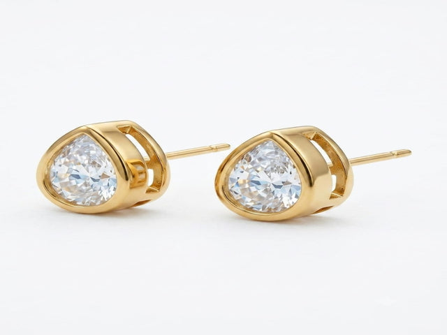 Brinco Gota com Zircônias Banhado a Ouro 18k Veri