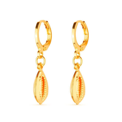Brinco Argolinha Dourada Búzios Banho Ouro 24K - Belice Joias