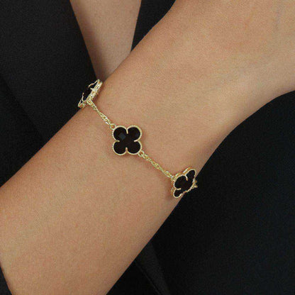 Pulseira Dourada Trevo Zircônia Preta Banho Ouro 24K - Belice Joias