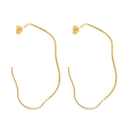 Brinco Argola Ondulada Assimétrica Banho Ouro 24K | Belice Joias