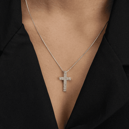 Colar Dourado de Cruz Cravejado com Zircônia - Belice Joias