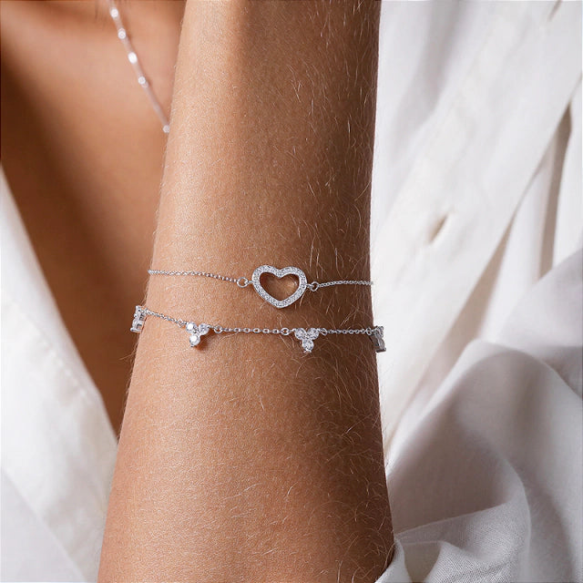 Pulseira Coracao Vazado com Zirconias em Prata 925